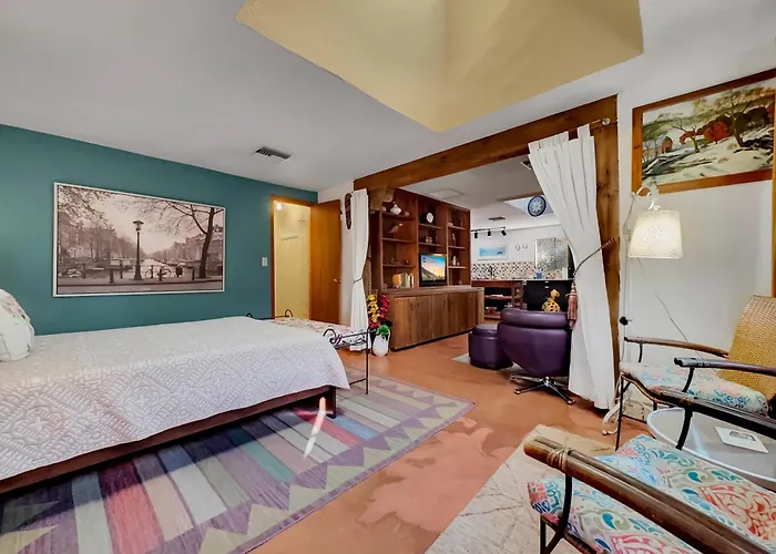 Washington Holiday home *